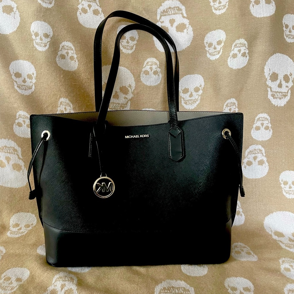 Michael Kors tote